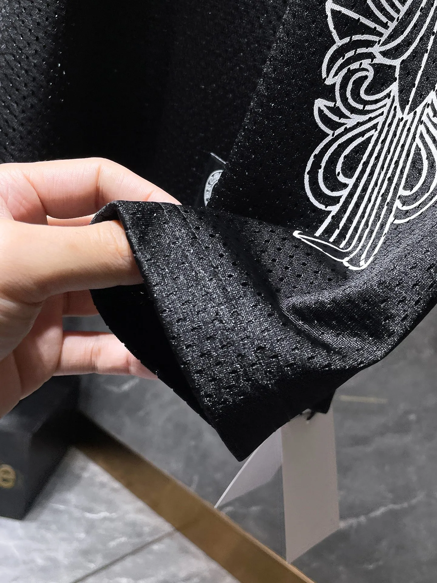 P216 Chrome Hearts 25ss customized version of the high-weight fabric of the jersey. Chrome mattyboy official website limited flower arm ice hockey jersey. Counter synchronization. Re-engraved version 1:1. Recommended color: black, limited blue, limited green. Number of yards: S, M, L, XL.